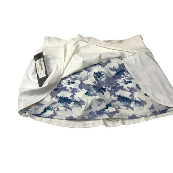 Lija NWT White Elite Center Skort. Size Large - Picture 5 of 5